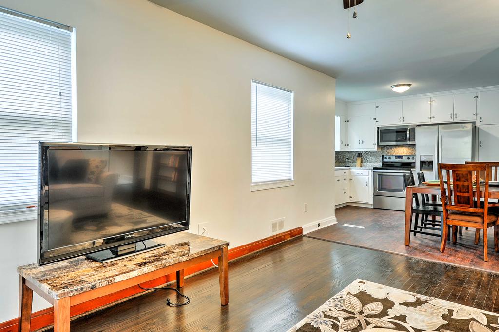 Laurel Home Walk To Main St, MARC Train To DC/BALT - thumb 3