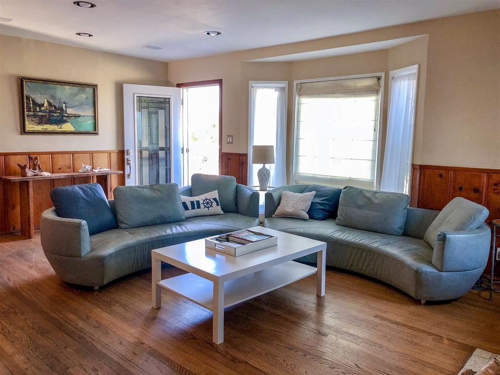 LAX Family Retreat - Pool/Spa Deck & Good Times! - thumb 0