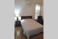 Book Rockingham Hotels, USA Accommodation USA Accommodation