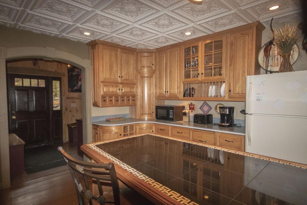 Ledges In Bridgewater 6 Bedroom Home With Outdoor Hot Tub 15 Min To Killington - thumb 3