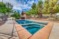 Booking Leeds USA Accommodation