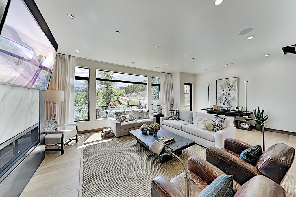 Legendary Ski And Summer Escape To Beaver Creek And Vail Resorts Townhouse - thumb 0