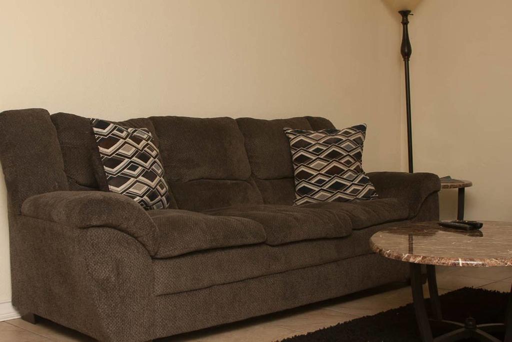 Less Than 1 Mile From Fort Sill 2 Bedrooms!!!! - thumb 2