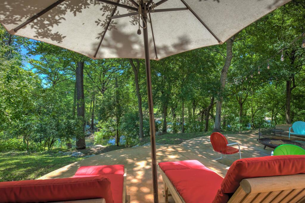 Life Is Gruene On The Guadalupe River; Near Historic Gruene! - thumb 3