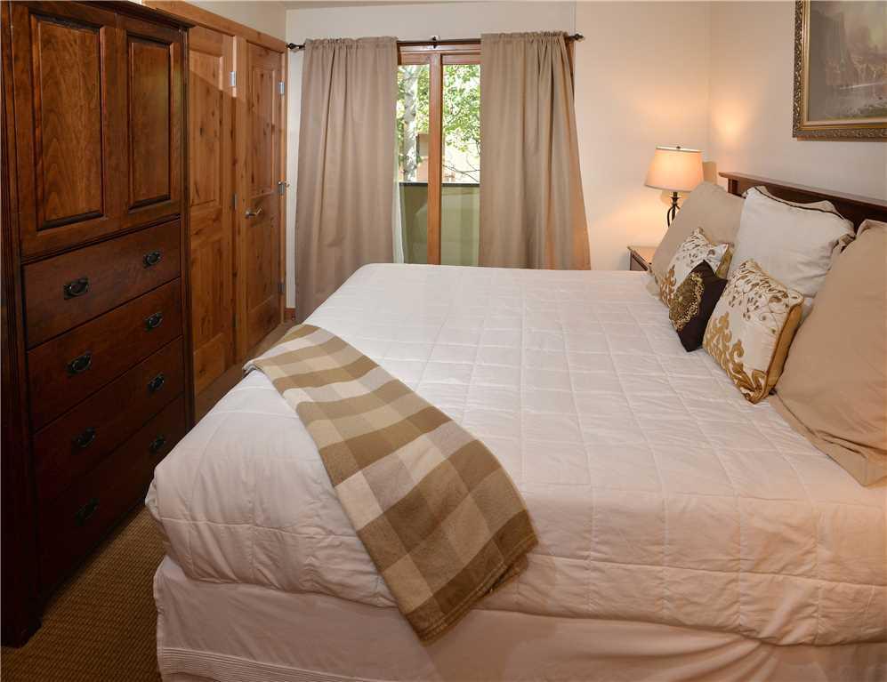 Lionshead Arcade #303 Condo - thumb 0