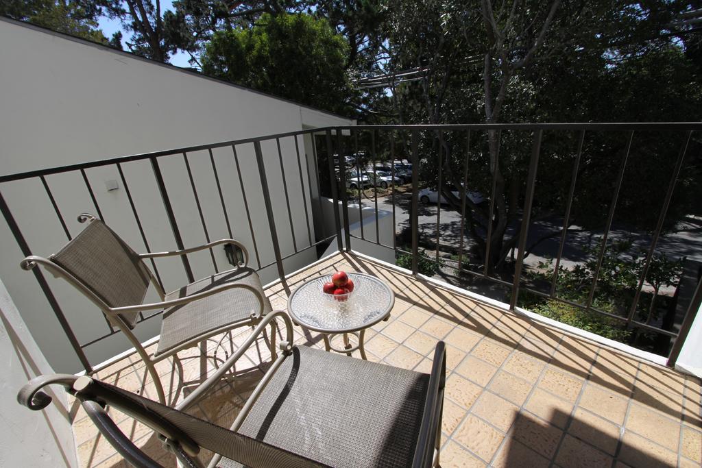 Lobos Lodge - thumb 1