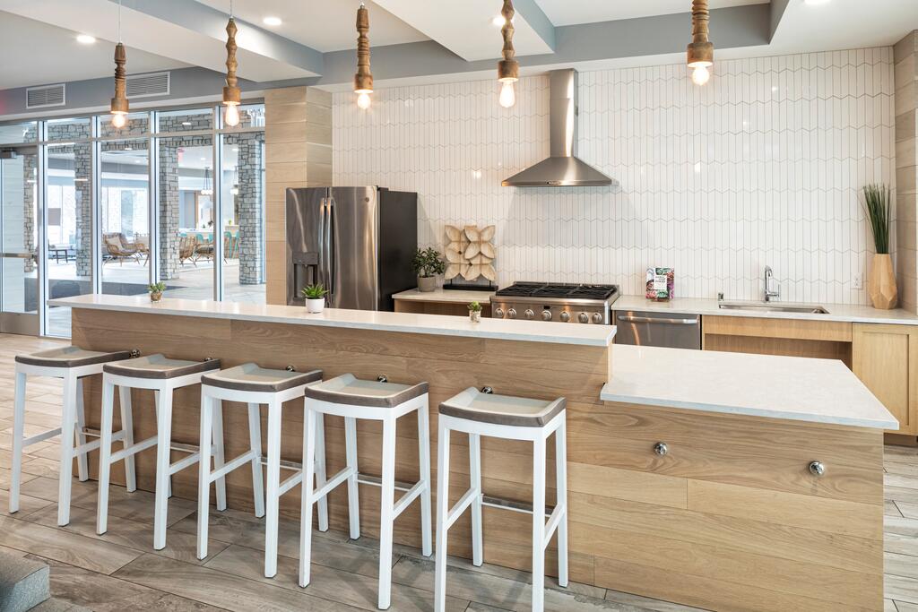 Locale Minneapolis - West End - thumb 2