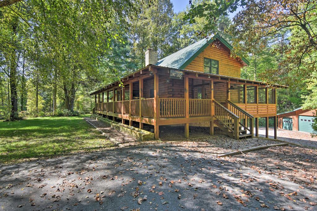 Lodge On 80 Acres W/Hot Tub, 45 Min. To Asheville! - thumb 0