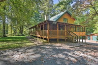 Lodge on 80 Acres w/Hot Tub 45 Min. to Asheville Tourism Bookings