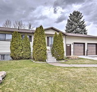 Logan House with Yard - Near Outdoor Attractions - Tourism Bookings