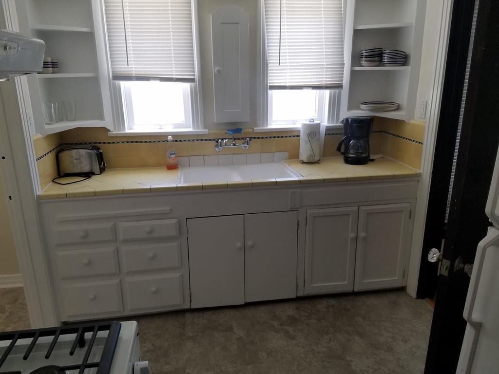 LONG BEACH 2bed 2bath Apt - thumb 2