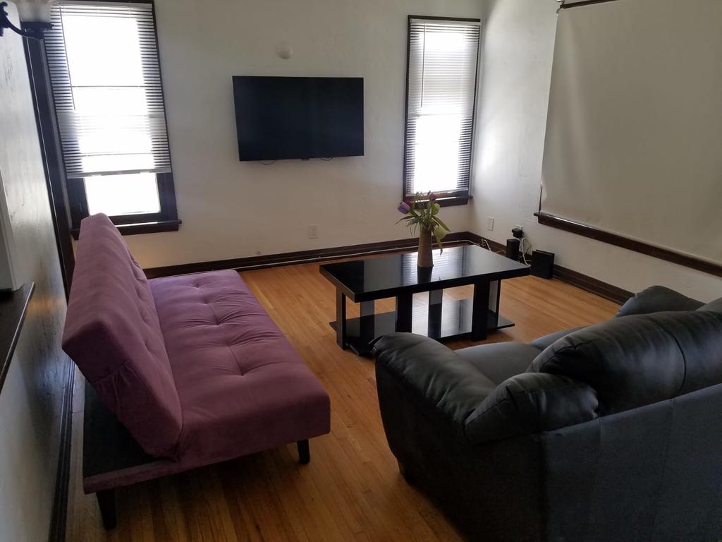 LONG BEACH 2bed 2bath Apt - thumb 3