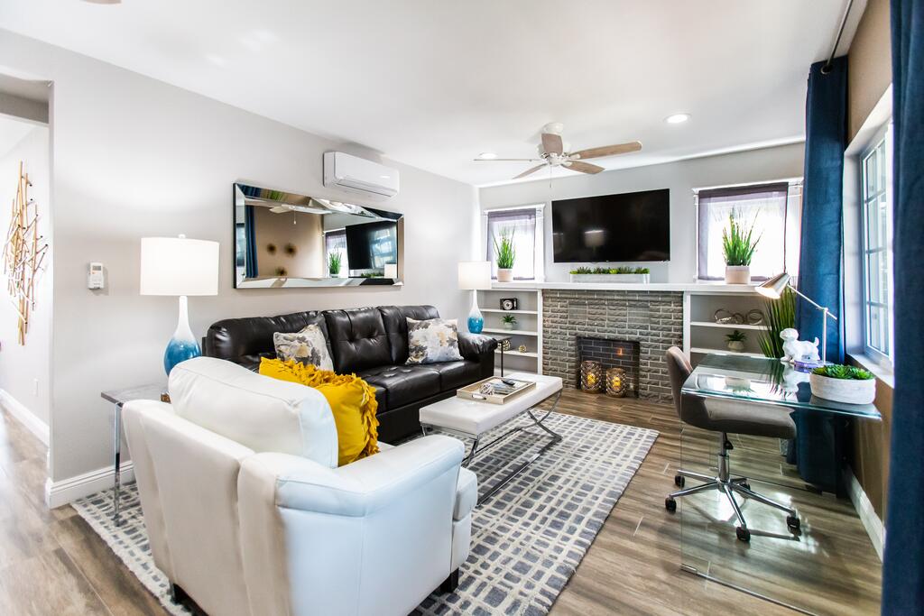 Long Beach Duplex King Bed Pet Friendly Nurses Surgeon Business Travelers Near St Marys Medical Center & Downtown - thumb 0