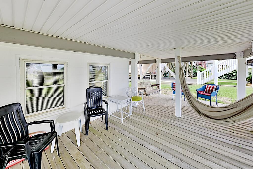 Long Beach Hideaway - Steps To The Sand! Duplex - thumb 1