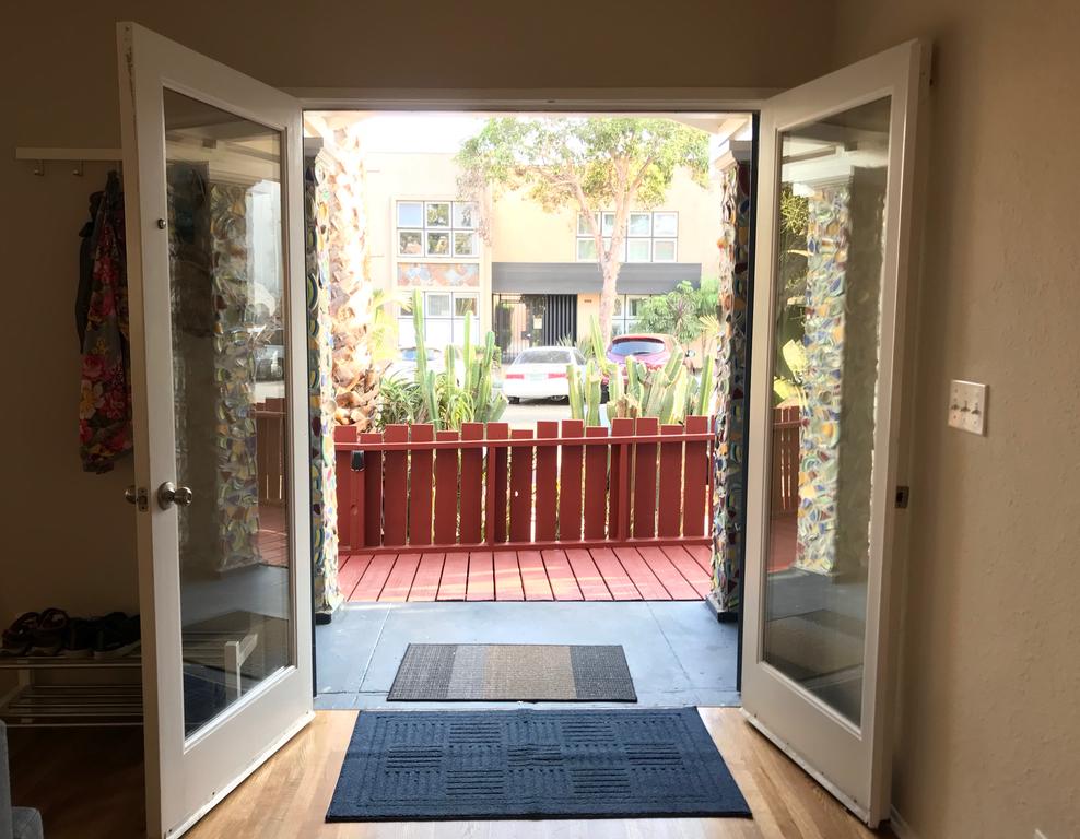 Long Beach House - thumb 2