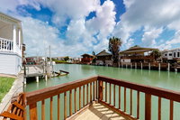 Long Island Village 190 W. Bonnet Tourism Bookings