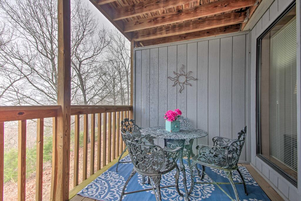 Lovely Condo Less Than 3 Miles To Silver Dollar City! - thumb 3