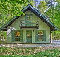 Lovely Pocono Cabin with Deck Near Lake Naomi - Tourism Bookings