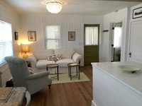 Lower Lake Cottage Tourism Bookings