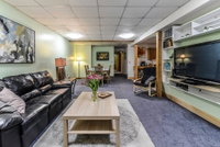 Lower  Spacious Spotless Comfort for Large Groups Tourism Bookings