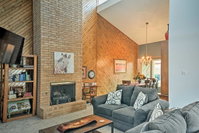 Lubbock Townhome with Grill -5 Mins to TTU  Downtown Tourism Bookings