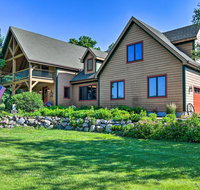 Luxe Countryside Lodge Steps to Raccoon River - Tourism Bookings
