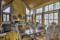 Luxe Greystone Escape with Hot Tub - Walk to Slopes USA Accommodation