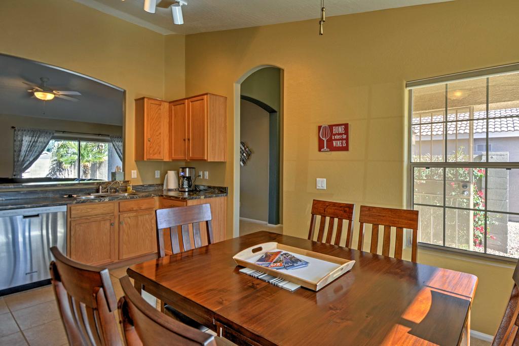 Luxe Home With Pool About 3 Miles To San Tan Mountain Park - thumb 3