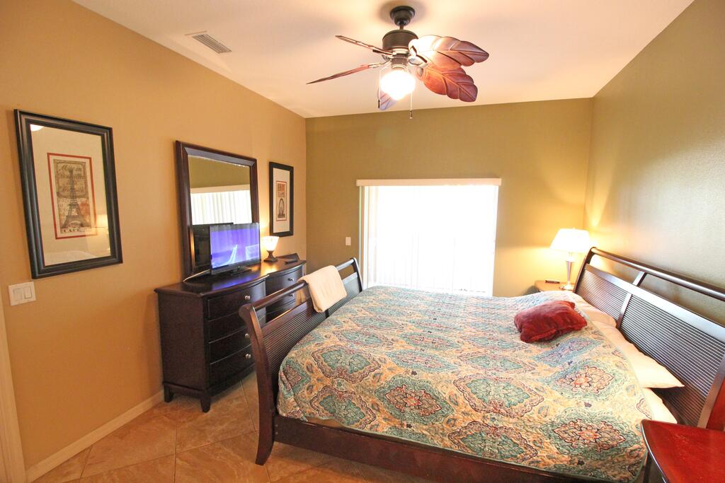 Luxurious 2 Bedroom Condo 103 - Close To Wedding Venue Apts - thumb 2