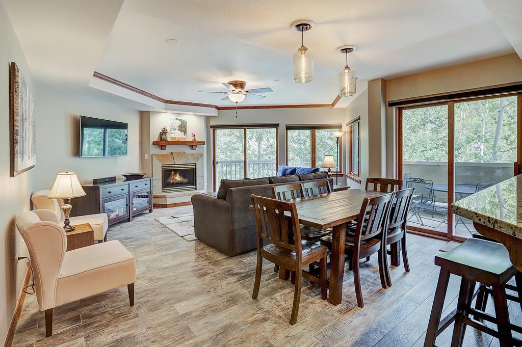 Luxurious 3 Bedroom Walk To Slopes & Beaver Creek Village Condo - thumb 0