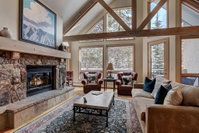 Luxurious 3 Bedroom/4 Bath Townhome- Beaver Creek Ski-In/Out Townhouse Tourism Bookings
