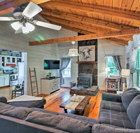 Luxurious Cabin with Mini Farm - Near Helen - USA Accommodation