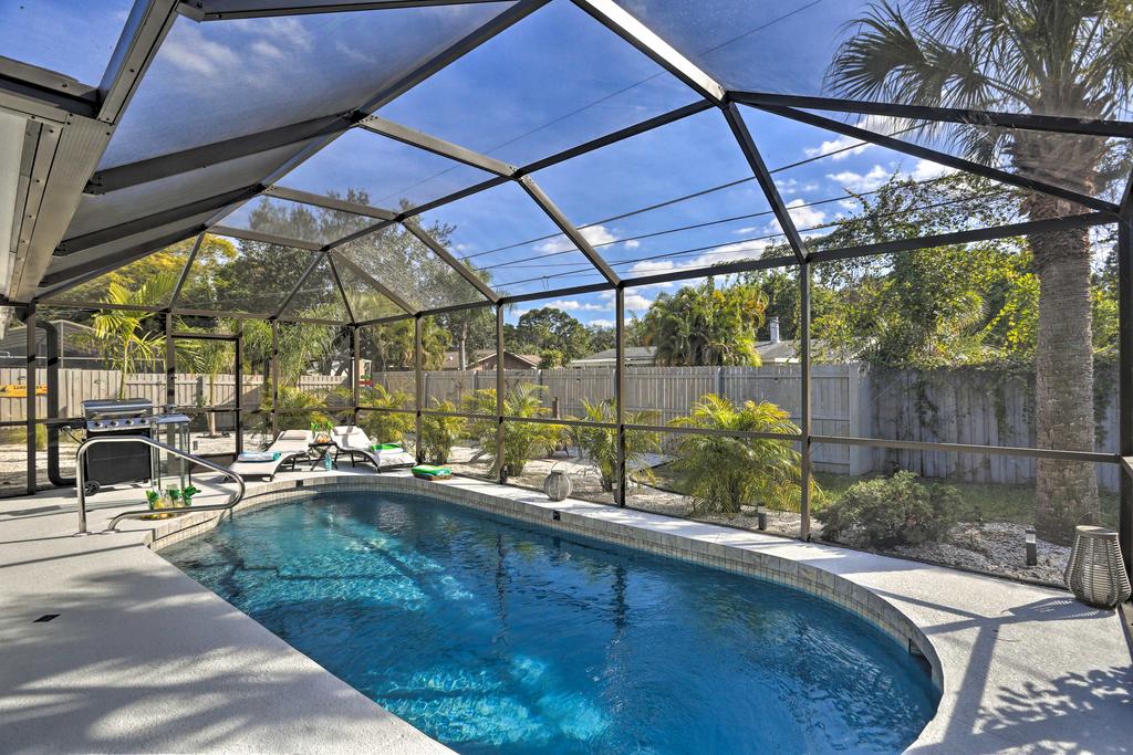 Luxurious Gulf Coast Pool Villa, Beach Access - thumb 1