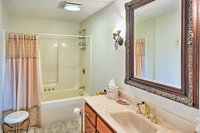 Luxurious Oceanfront Flanders Bay Home with Kayaks Hotels Santiago