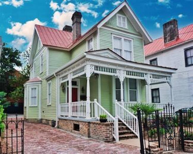 Luxurious Private Suites In Downtown Charleston - thumb 1