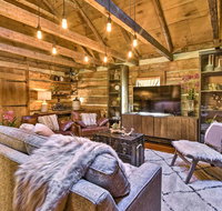 Luxury Cabin on 2.5 Acres - 10Mi to Asheville - Tourism Bookings