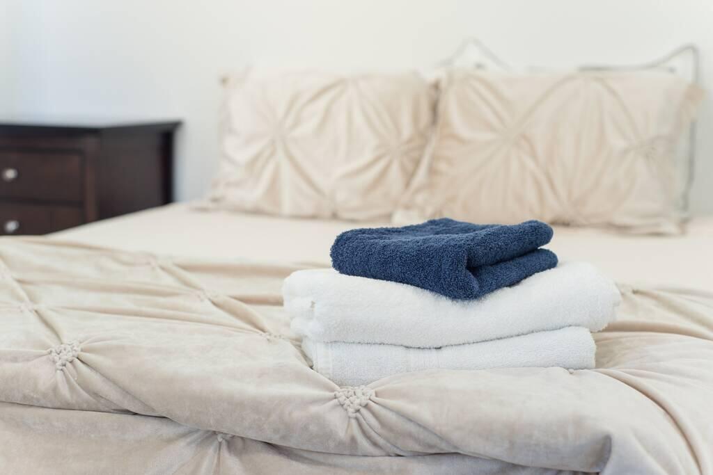 Luxury Condo - thumb 2