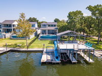 Luxury Lake LBJ House with Heated Swimming Pool and Spill Over Hot Tub and 2 Boat Slips USA Accommodation