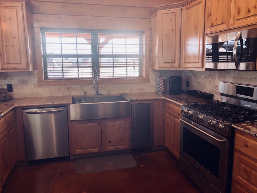 Luxury Log Cabin - thumb 3