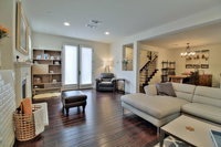 Luxury Room Queen Bed near BART USA Accommodation