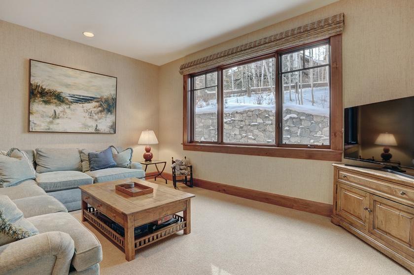 Luxury Ski-in, Ski-out- 3BR/ 4 Bath + Den In Bachelor Gulch Condo - thumb 3