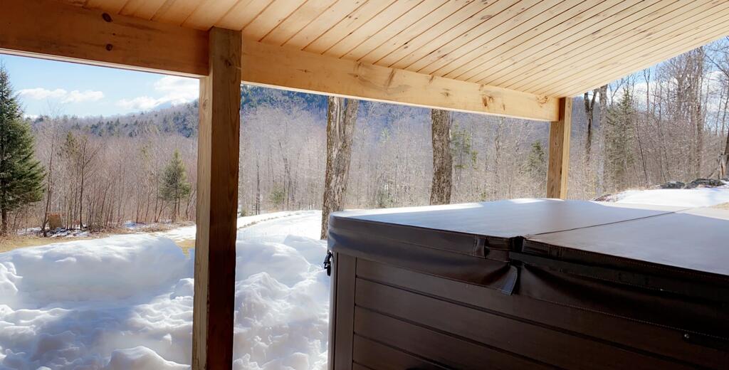 Luxury Vermont Getaway * Views, Hot Tub, Pool Table, Fireplaces! - thumb 3