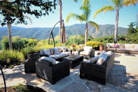 LX16 Valleyview above wineries with hot tub at the top of the Hi Tourism Bookings