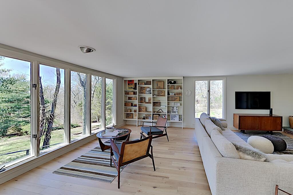 Lys + Hav: A Cozy Seaside Retreat In Falmouth Home - thumb 1