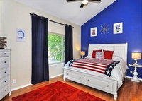 Mad Hatter USA Accommodation