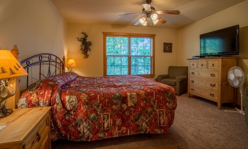 Magnolia Moon Cabin - thumb 2