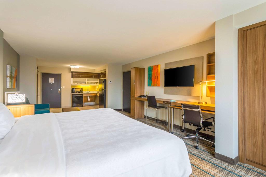 MainStay Suites - thumb 1