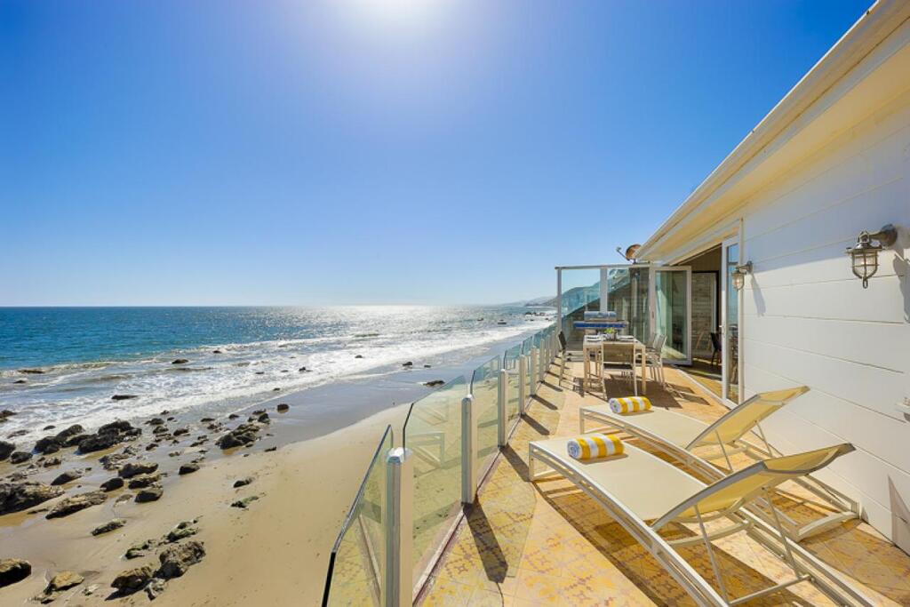MAL-200- Charming Big Rock Beach House - thumb 3