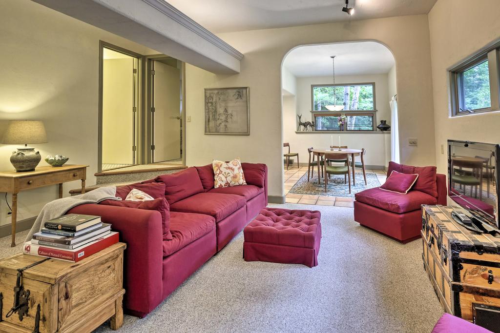 Manchester Home On 11 Acres, 10 Mi To Bromley - thumb 2