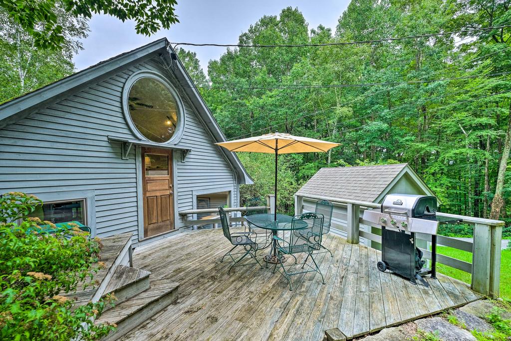 Manchester Home On 11 Acres, 10 Mi To Bromley - thumb 0